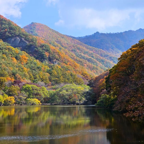 10 Best National Parks In Korea To Visit For Beautiful Views 7 Autumn views at a national park in Korea