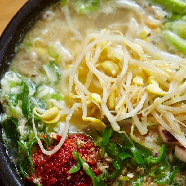 10 Best Traditional Markets In Korea For Food And Shopping 16 Bean Sprout Rice Soup in Korea