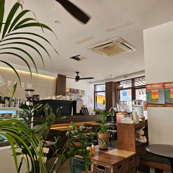 Cafe in Haeridangil Area of Busan Cafe in Haeridangil Area of Busan