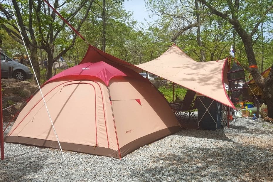 20 Cool Summer Activities In Korea: Korean Summer 2024 25 Camping is one of the best summer activities in Korea