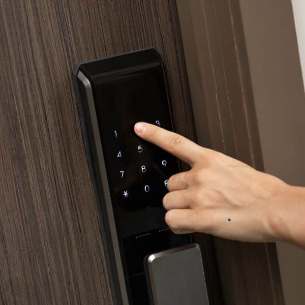 Korean Public Toilets: What Are Restrooms In Korea Like? 11 Door code for shared toilet facilities