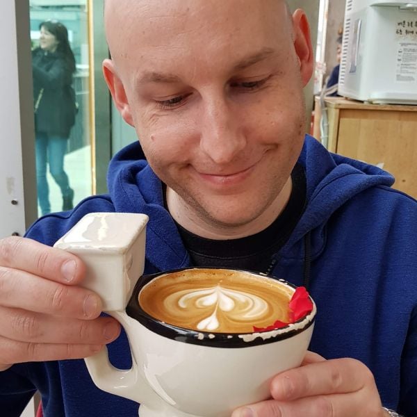 Weird Korean Foods: 15 Unique Korean Dishes You Might Love 15 Drinking a Poop Latte at a cafe in Seoul