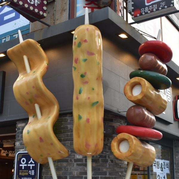 10 Best Traditional Markets In Korea For Food And Shopping 20 Eomuk fish cake statue in Busan