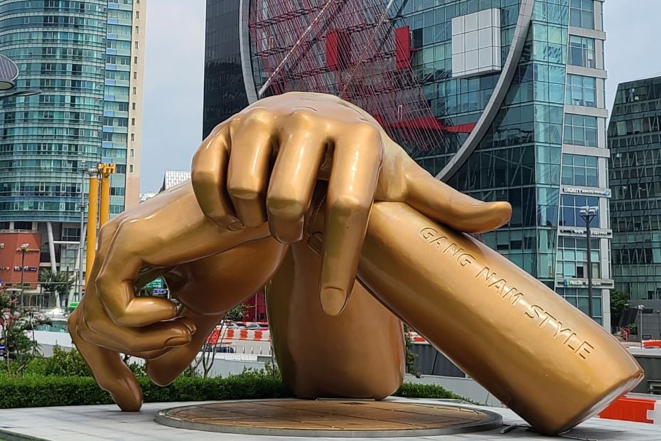 Where To Stay In Seoul 2024: District Guide For Tourists 62 Gangnam Statue In Gangnam Area Seoul