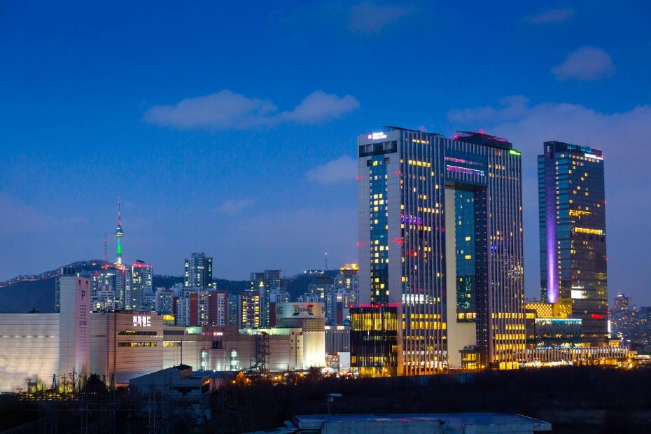 Where To Stay In Seoul 2024: District Guide For Tourists 77 Hotel in Yongsan District in Seoul Korea