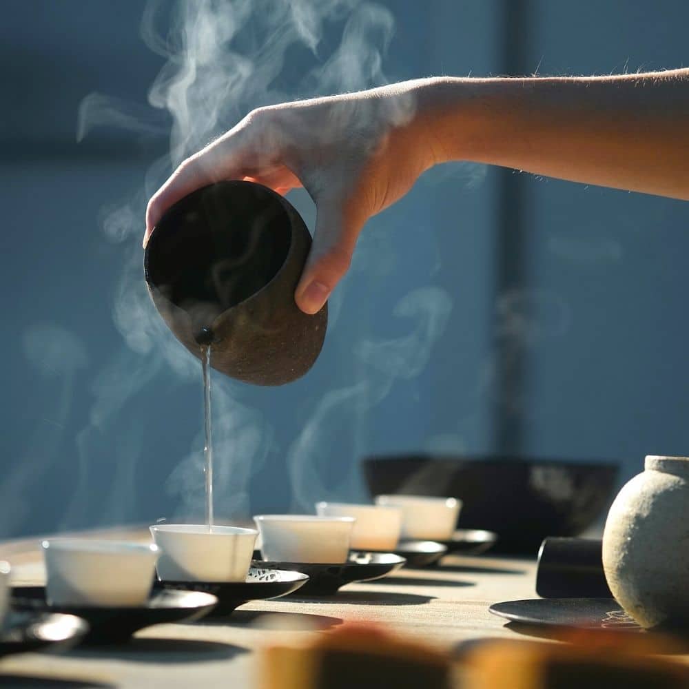 Korean Etiquette, Culture And Manners: 35 Useful Insights 43 How To Show Respect In Korea