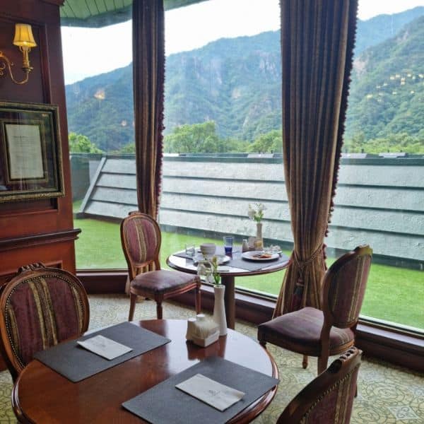 Kensington Hotel Restaurant