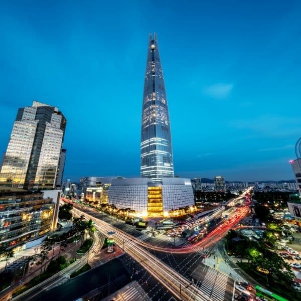 Rainy Day In Seoul: 50 Fun Indoor Activities In Seoul 2024 21 Lotte World Tower in Seoul (1)