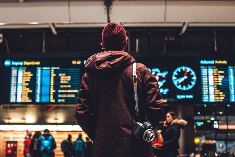 Complete South Korea Travel Guide 2024: Korean Travel Tips 19 Person looking at flight times