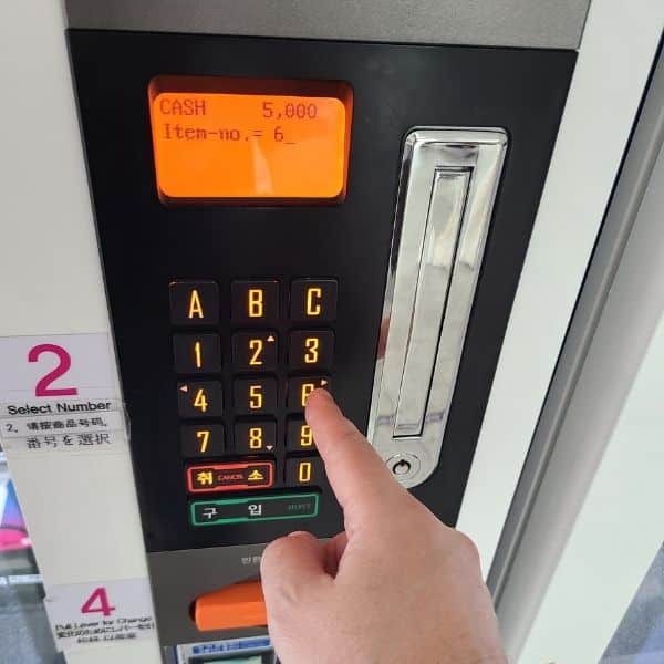 Korea's T-Money Card: The Ultimate Guide 2024 9 Selecting a number on a keypad