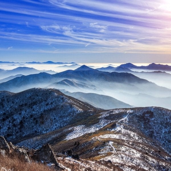 A Guide To Winter In Korea 2024: 20+ Best Winter Activities 21 Seoraksan National Park during winter in Korea