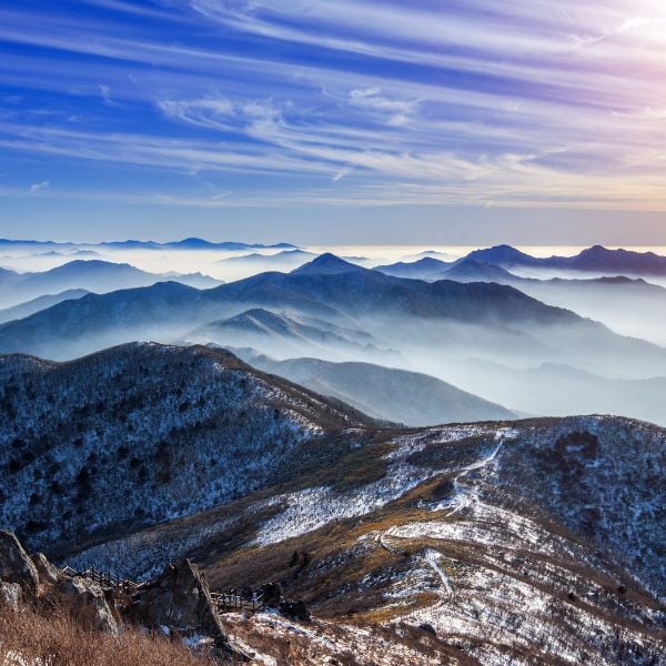 10 Best National Parks In Korea To Visit For Beautiful Views 9 Snowy mountain tops in Korean national park