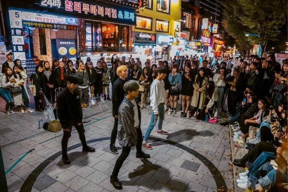 10 Best Hotels In Hongdae 2024: Seoul's Coolest District 5 Street performers in Hongdae Seoul