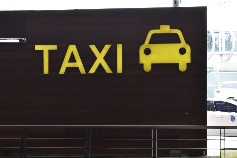 How To Get A Taxi In Korea: Hailing Or Booking A Taxi 2024 10 Taxi sign at Incheon Airport Korea
