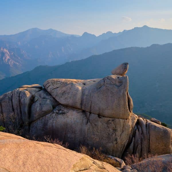 10 Best National Parks In Korea To Visit For Beautiful Views 13 Ulsanbawi Peak At Seoraksan National Park
