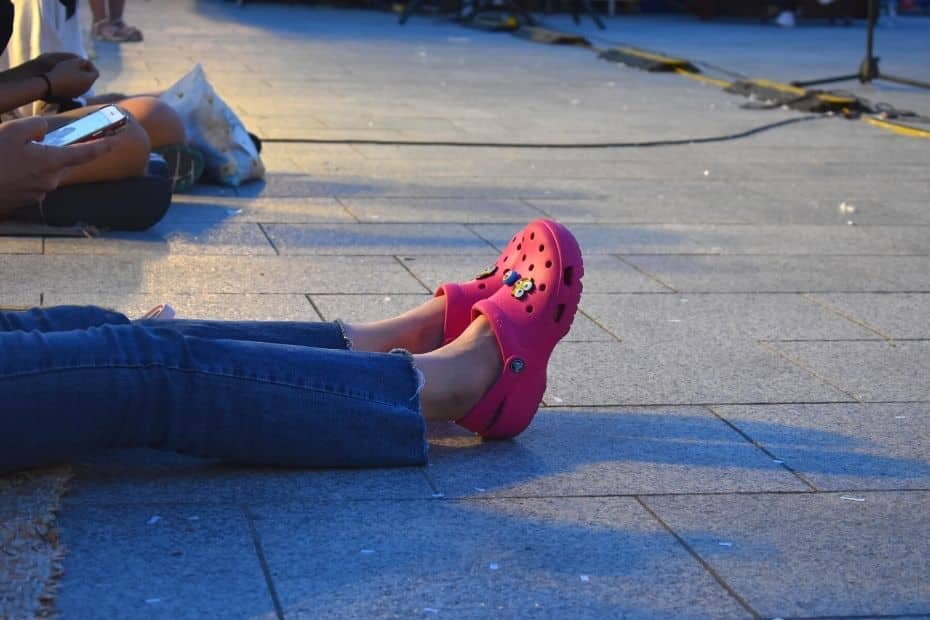 How To Survive Summer In Seoul 2024: 10 Tips To Stay Cool 5 Footwear during summer in Seoul