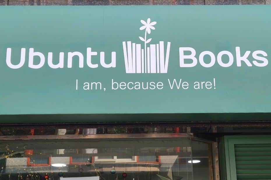 70 Funny Korean Signs, Images, And Konglish Fails 2024 80 Ubuntu Books shop banner