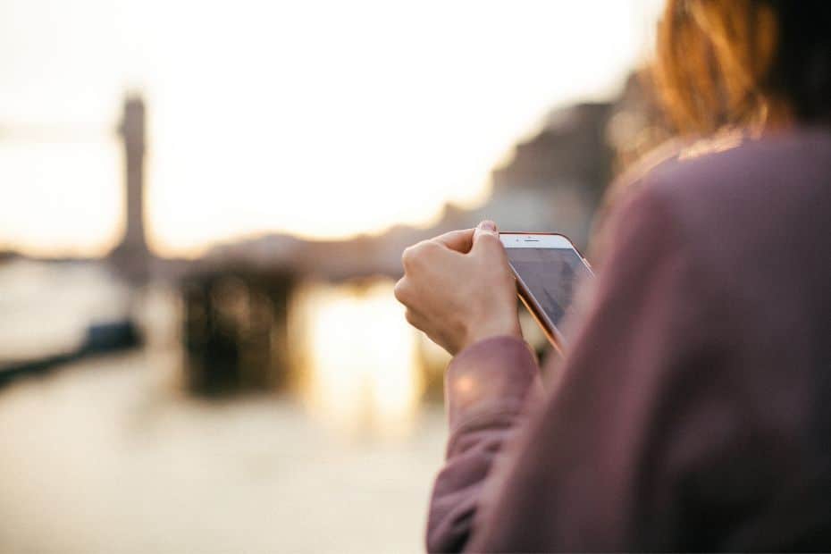 Complete South Korea Travel Guide 2024: Korean Travel Tips 48 Using a phone while travelling in Korea