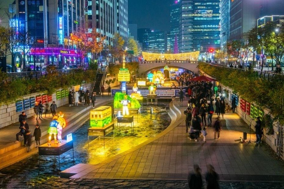 The Best Winter Festivals In Korea You Must Visit In 2024 6 Winter lantern festival in Seoul