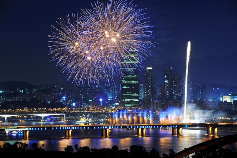 A Guide To Winter In Korea 2024: 20+ Best Winter Activities 8 Winter Festivals In Korea New Years Eve Fireworks Seoul